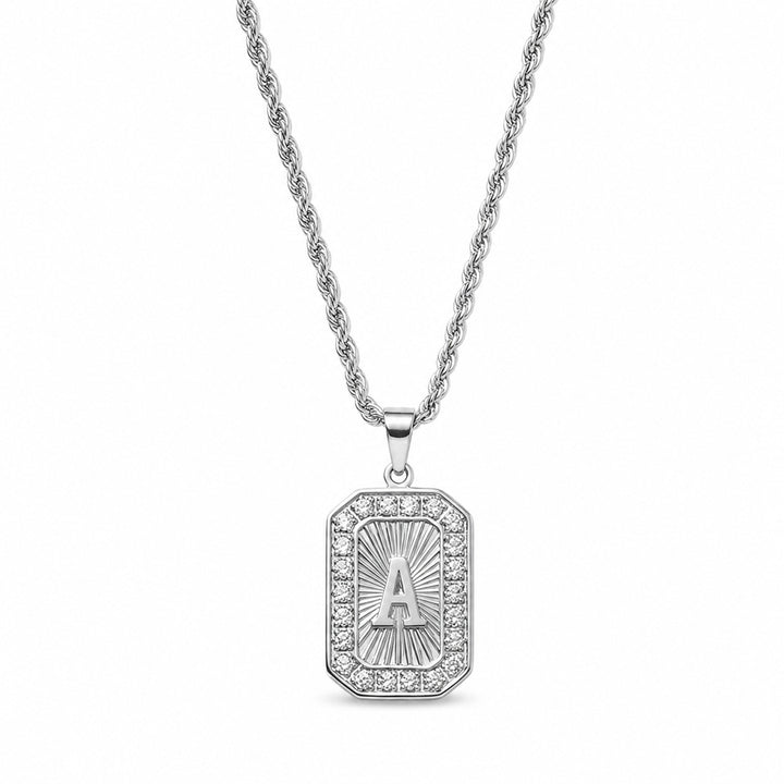Гердан с буква "Insignia"