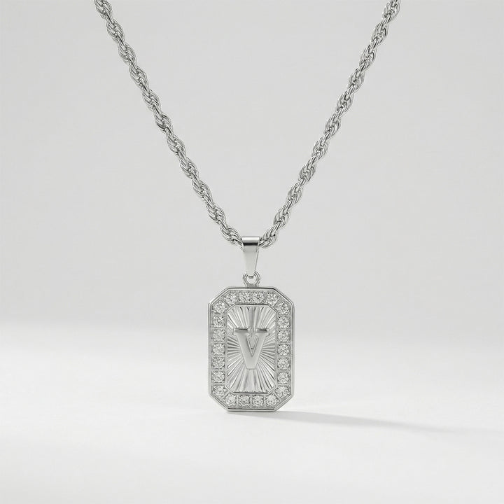 Гердан с буква "Insignia"