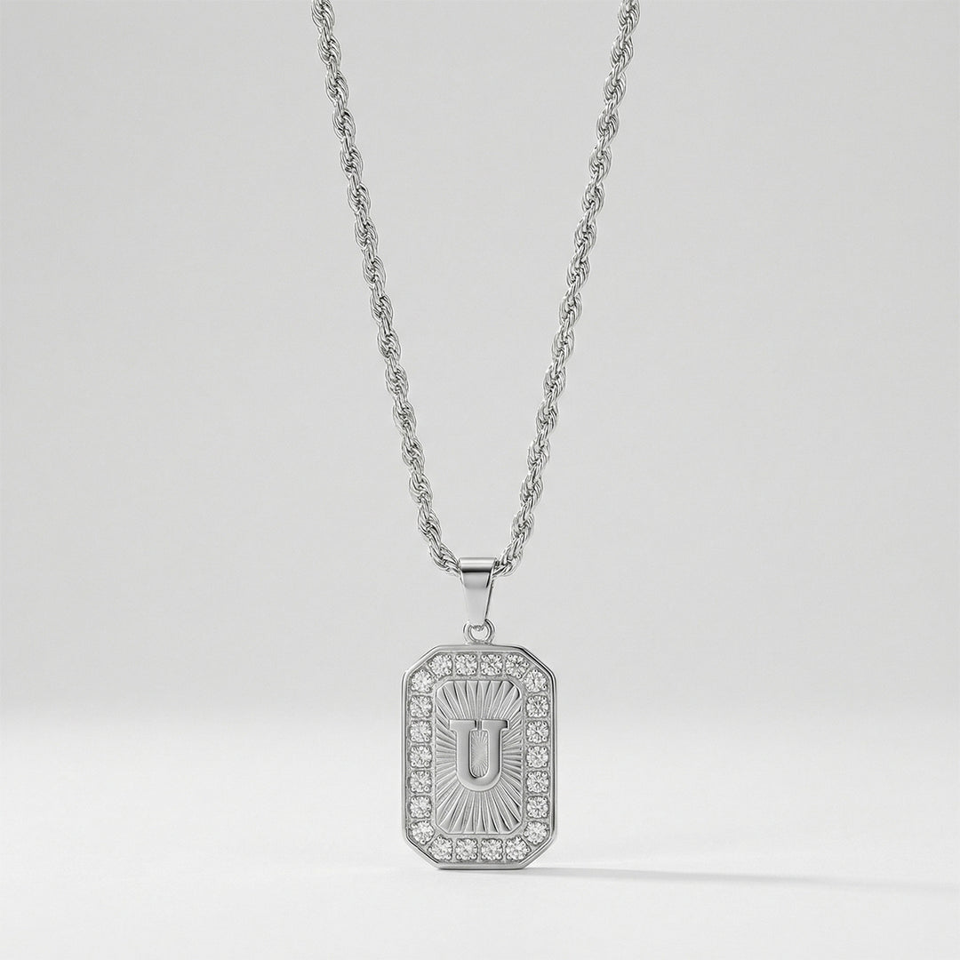 Гердан с буква "Insignia"