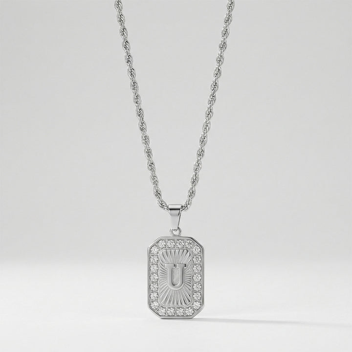 Гердан с буква "Insignia"