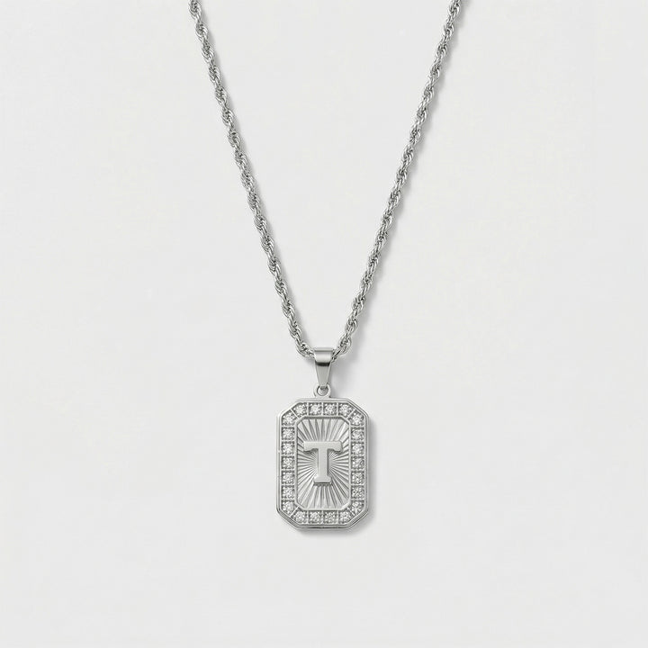 Гердан с буква "Insignia"