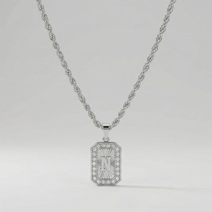 Гердан с буква "Insignia"