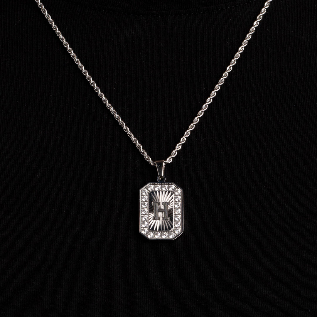 Гердан с буква "Insignia"