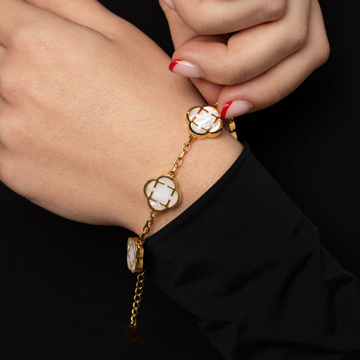 Гривна “Cloveluxe White”