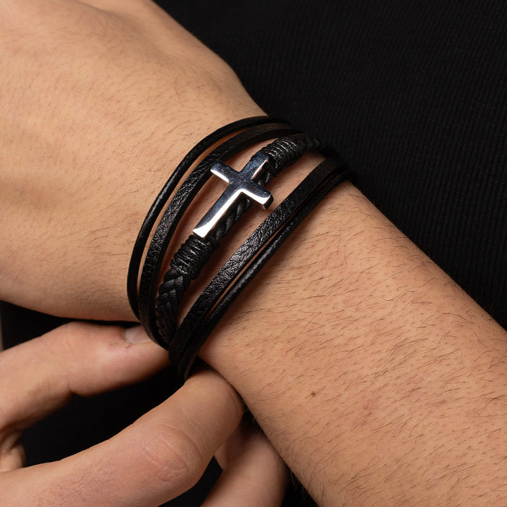 Гривна "Essential Cross"