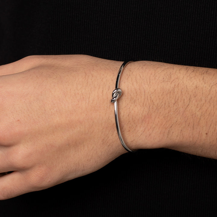 Гривна "Knott"